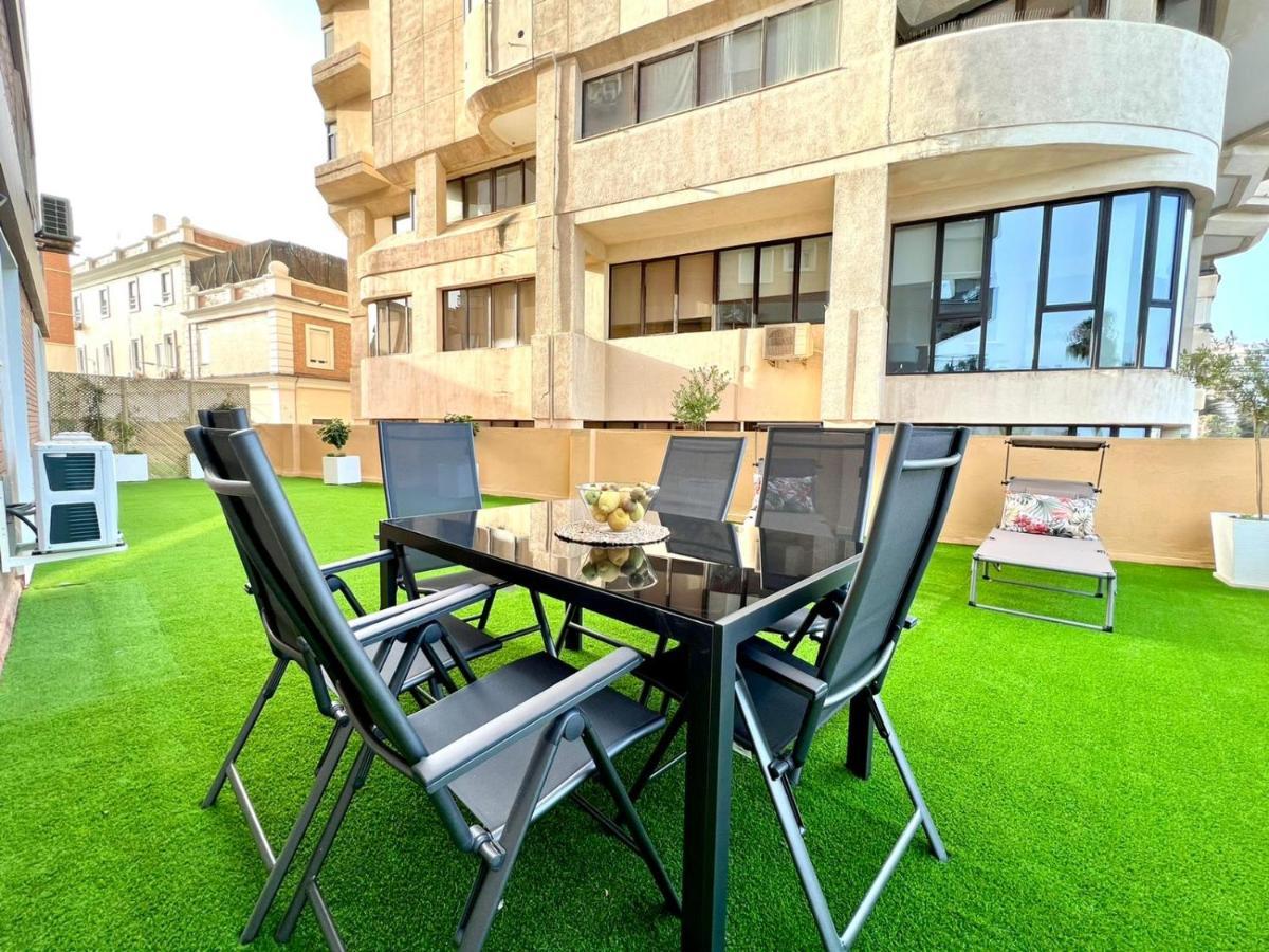 Malagueta Beach I & Private Terrace By Ele Apartments 말라가 외부 사진